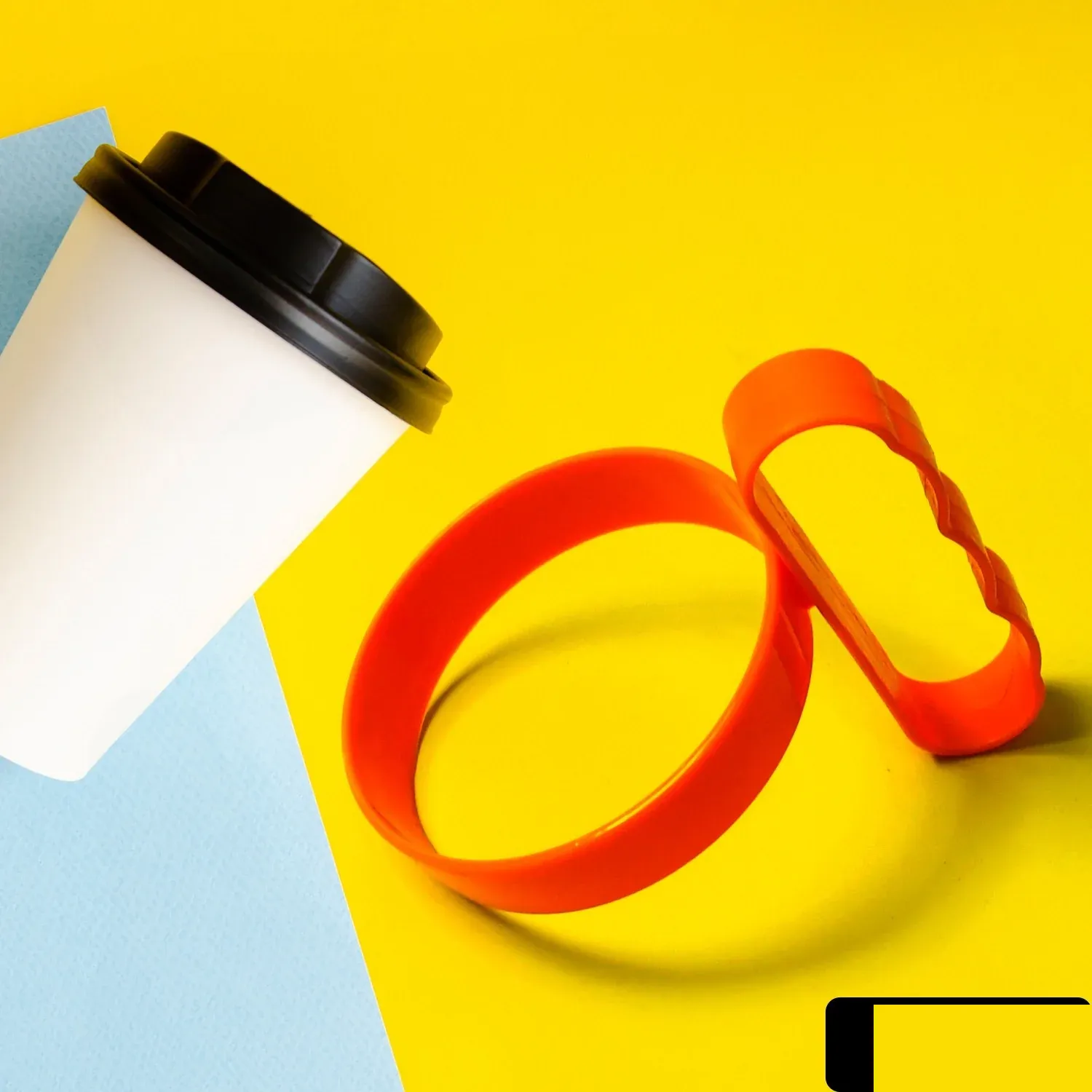 Tumbler Handle – Anti-Slip Grip for Travel Mugs | Tidy Table - Detailed Feature View 1