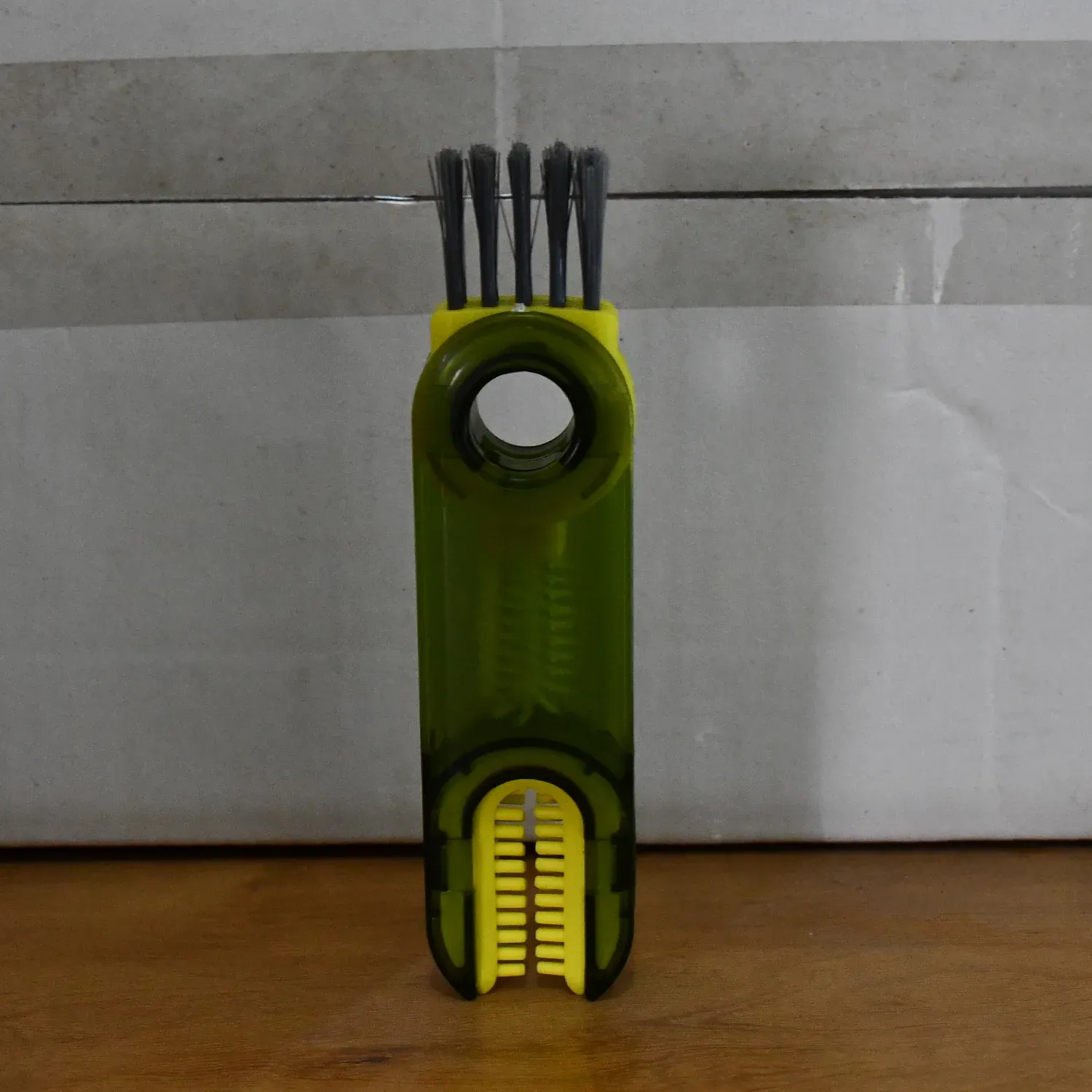 Multipurpose Cleaning Brush – Dual Head Scrubber for Bottles & Straws - Detailed Feature View 8