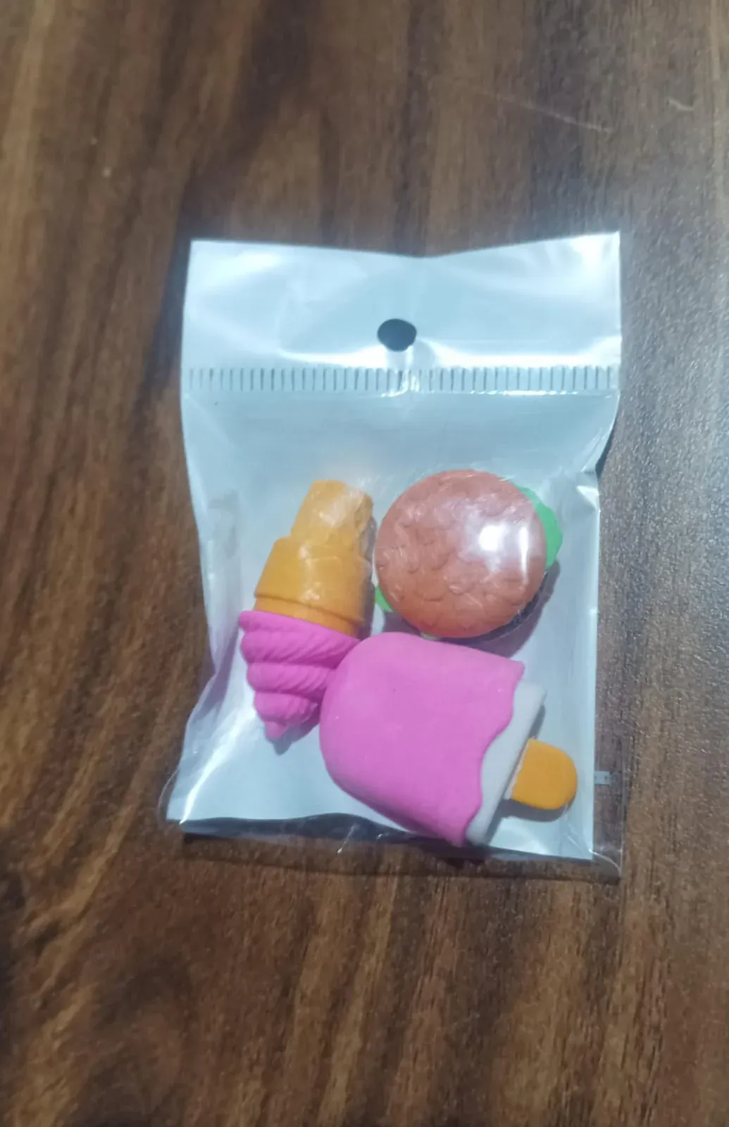 Fancy Erasers – Colourful 3 Pc Set for Kids School Supplies | Writezo - Detailed Feature View 6