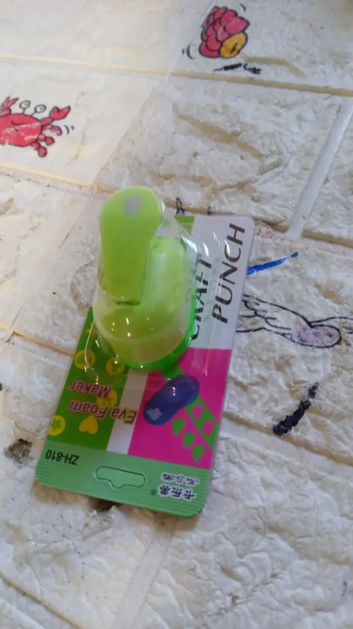 Decorative Kids Paper Craft Punches - Detailed Feature View 12