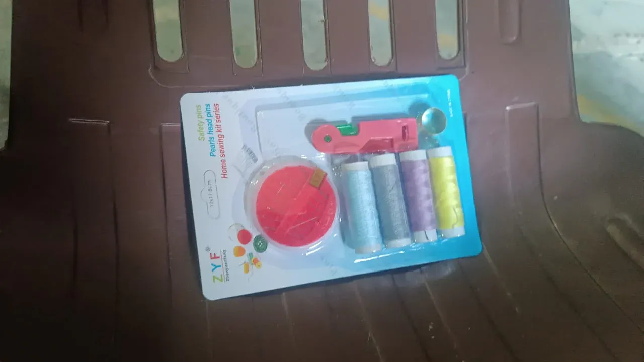 7 in 1 Multipurpose Tailoring Sewing Kit with Thread & Needles - Detailed Feature View 7