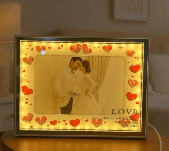Romantic Heart-Themed LED Photo Frame for Couples | Warm Light Illuminated 5×7 Picture Frame with Red Heart Decorations | Anniversary, Wedding & Valentine Gift for Partner | Tabletop Decorative Night Lamp – USB Powered