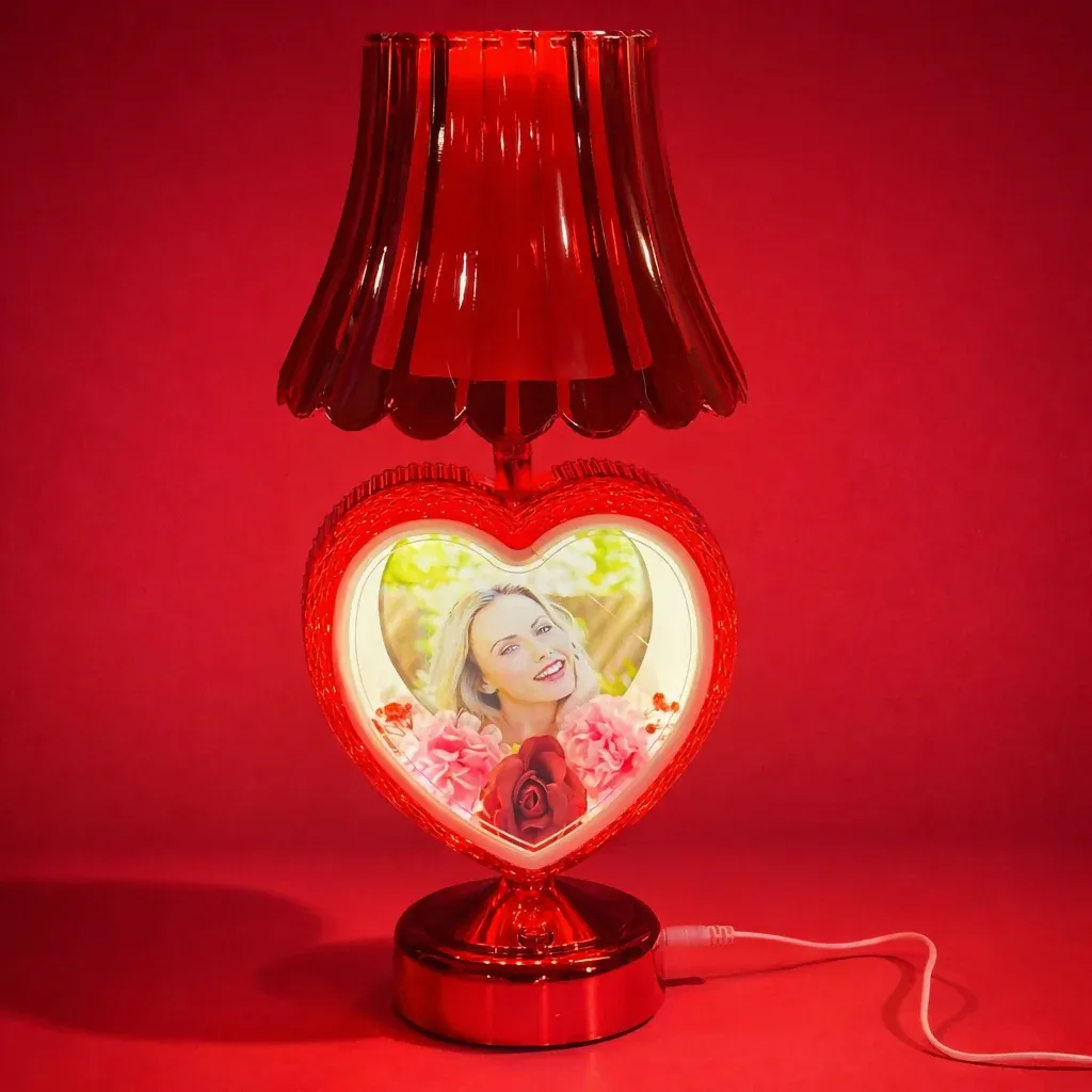 Red Heart-Shaped Photo Table Lamp with Shade for Bedroom & Gift - Detailed Feature View 2