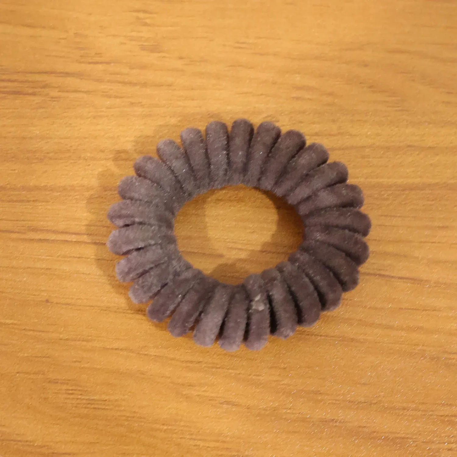 Soft Stretchable Telephone Wire Hair Band – No Crease & Comfortable Hold - Detailed Feature View 8
