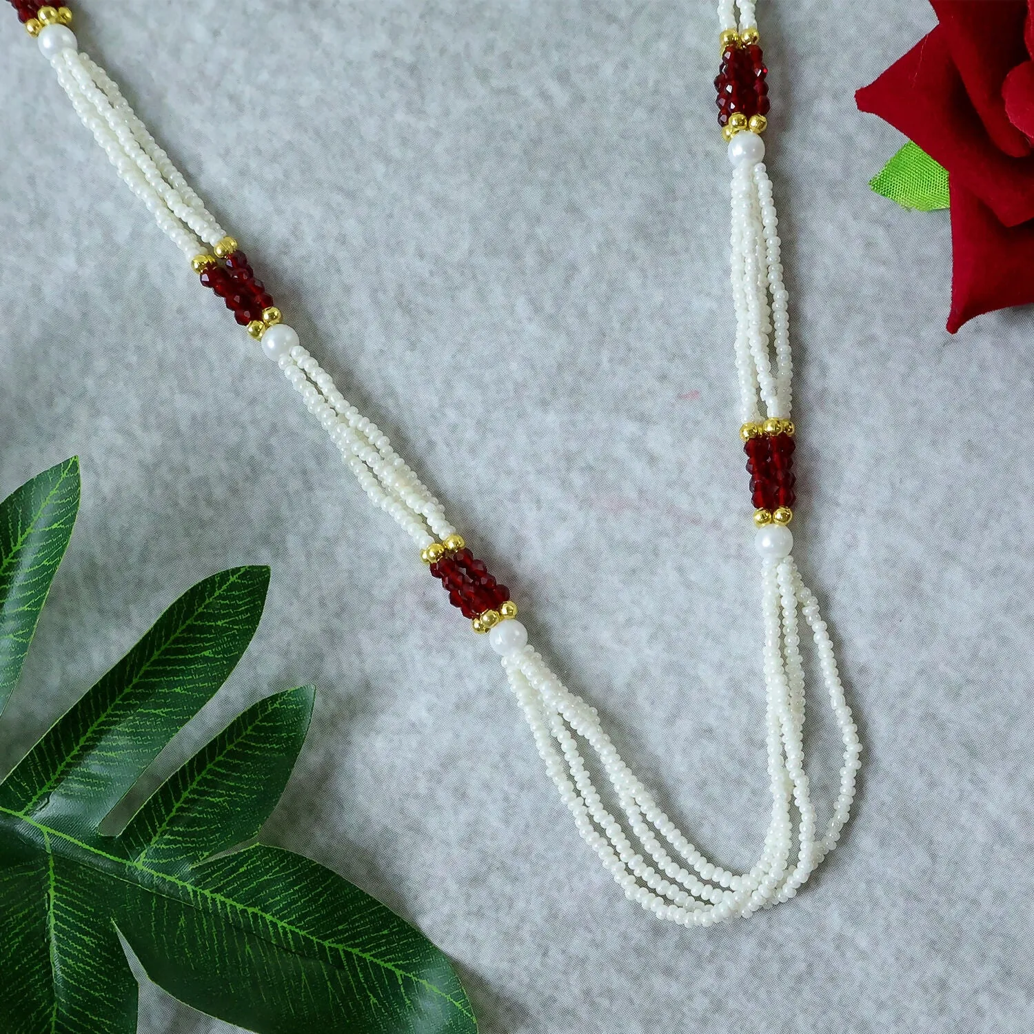 Elegant Handmade Beaded Pearl Mala Necklace for Women - Detailed Feature View 2
