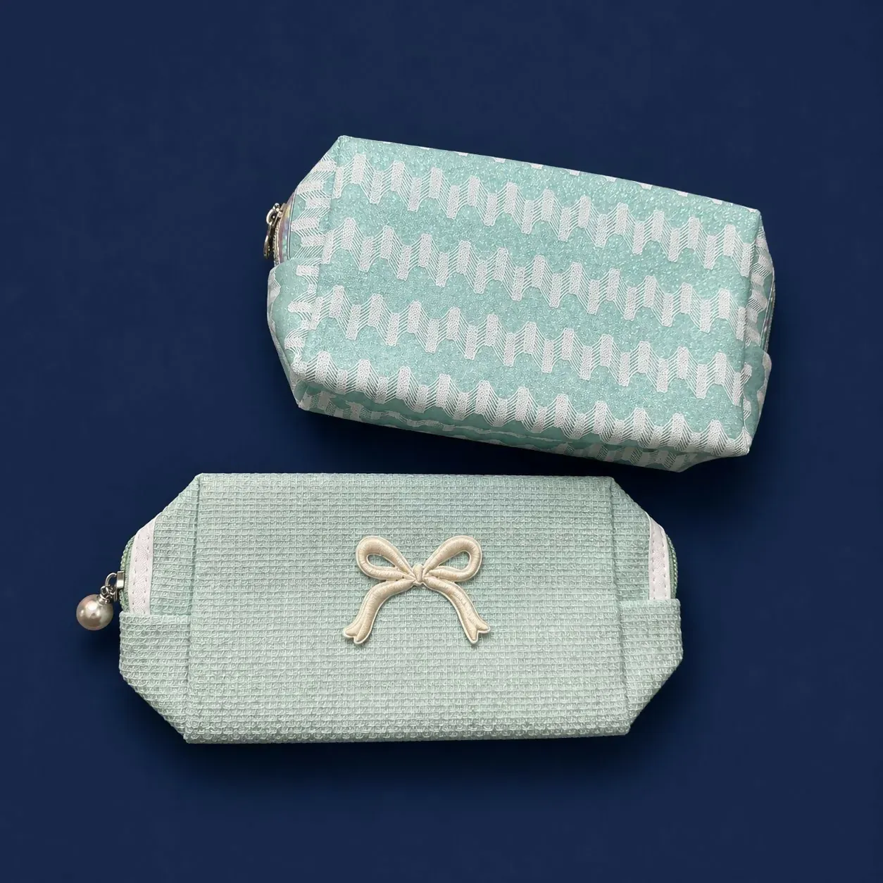 Premium Multipurpose Cosmetic & Stationery Organizer Pouch - Detailed Feature View 2