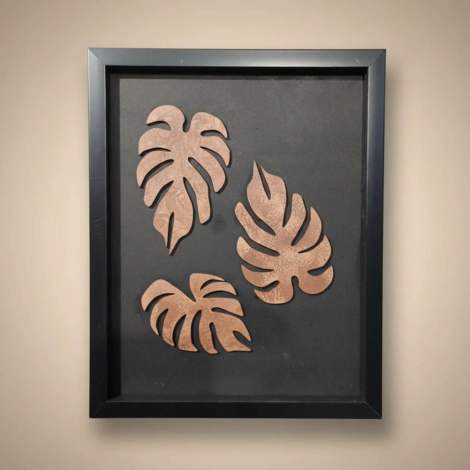 Luxury 3D Monstera Leaf Wall Art Frame | Modern Tropical Wooden Wall Decor - Detailed Feature View 1