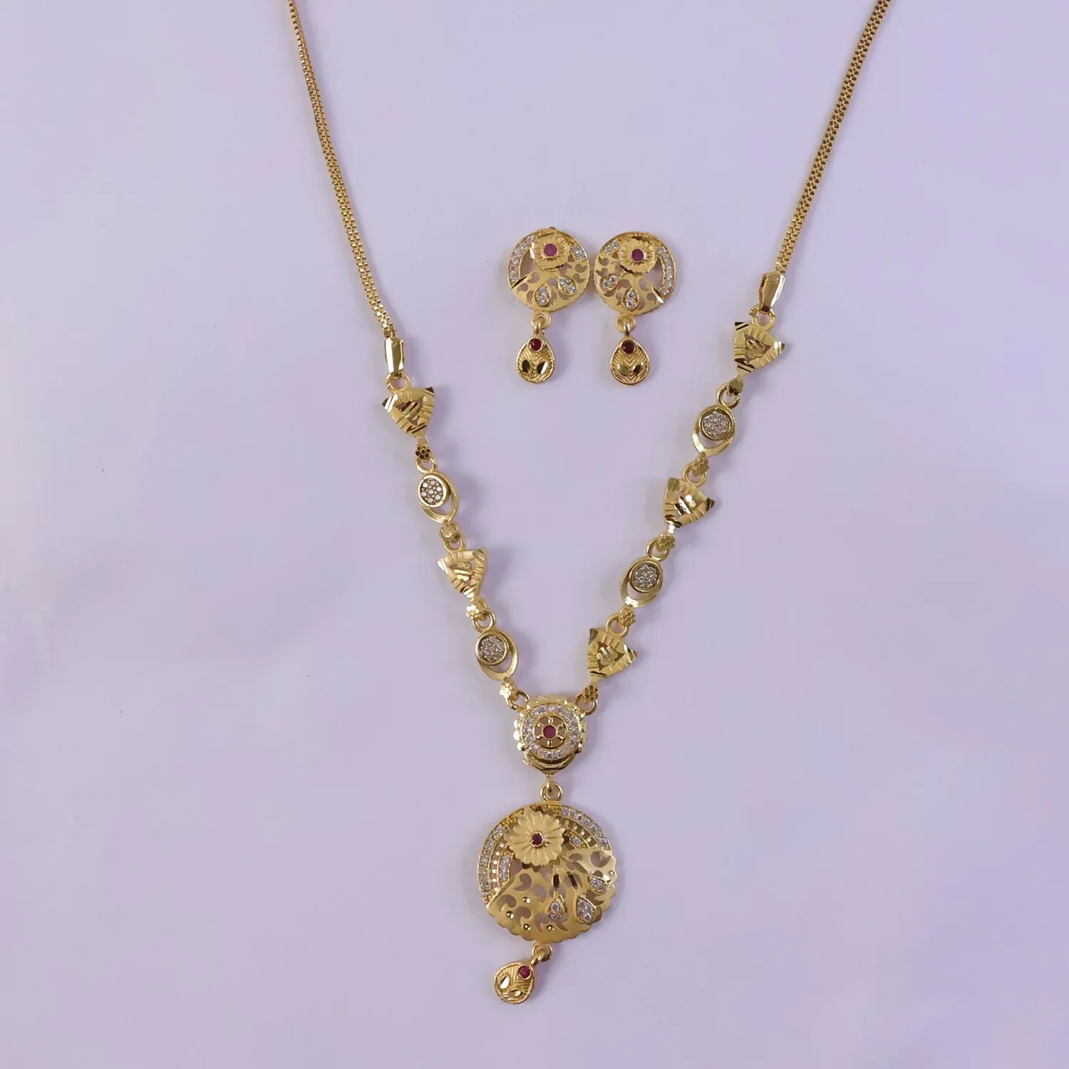 Classic Gold-Tone Floral Engraved Pendant Necklace Set with Designer Stud Earrings - Detailed Feature View 4