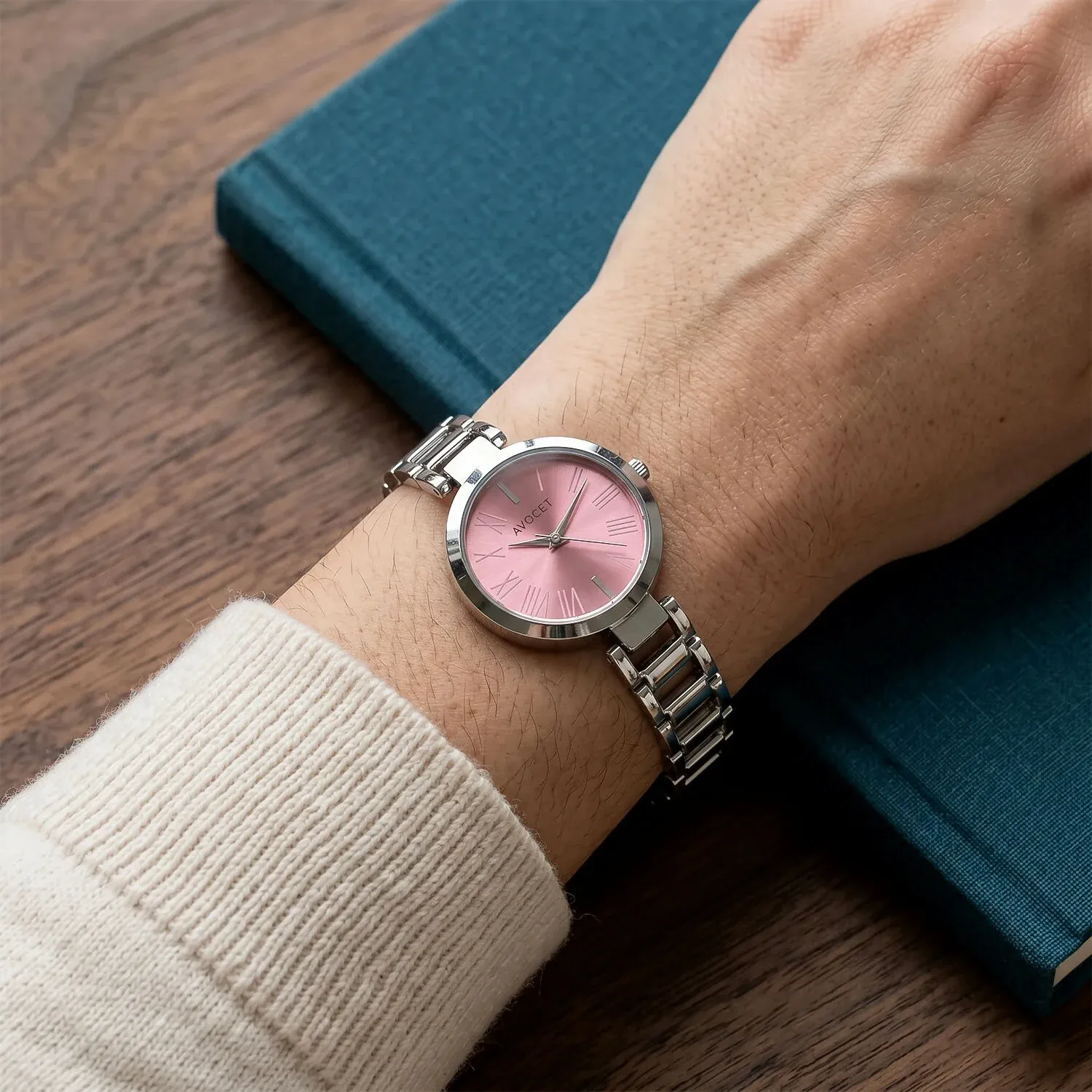 Luxury Pink Dial Women’s Silver Bracelet Analog Watch with Elegant Designer Chain Strap - Detailed Feature View 2