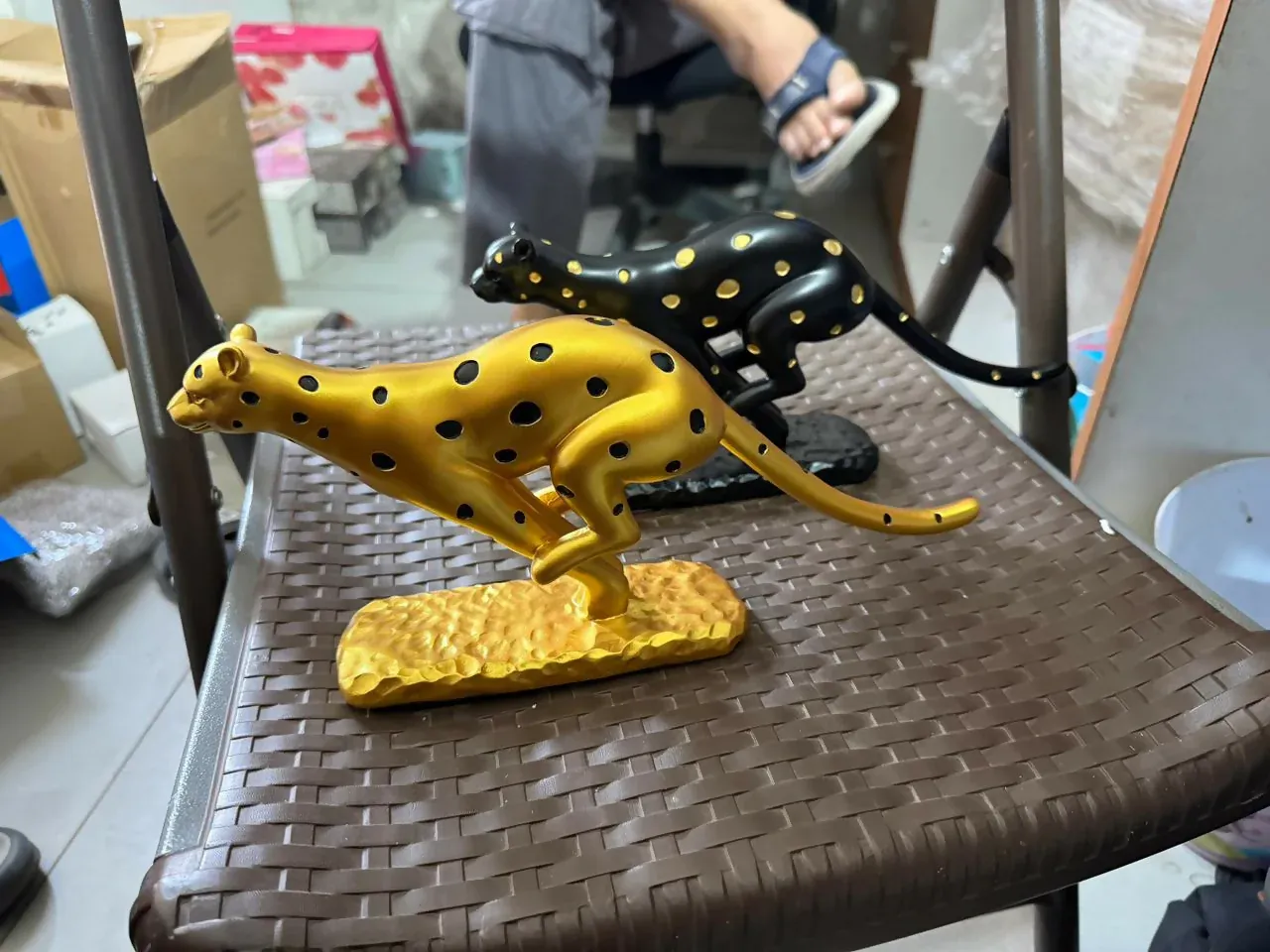 Premium Running Leopard Showpiece Statue - Elegant Home & Office Decor - Buy Online at Alikart