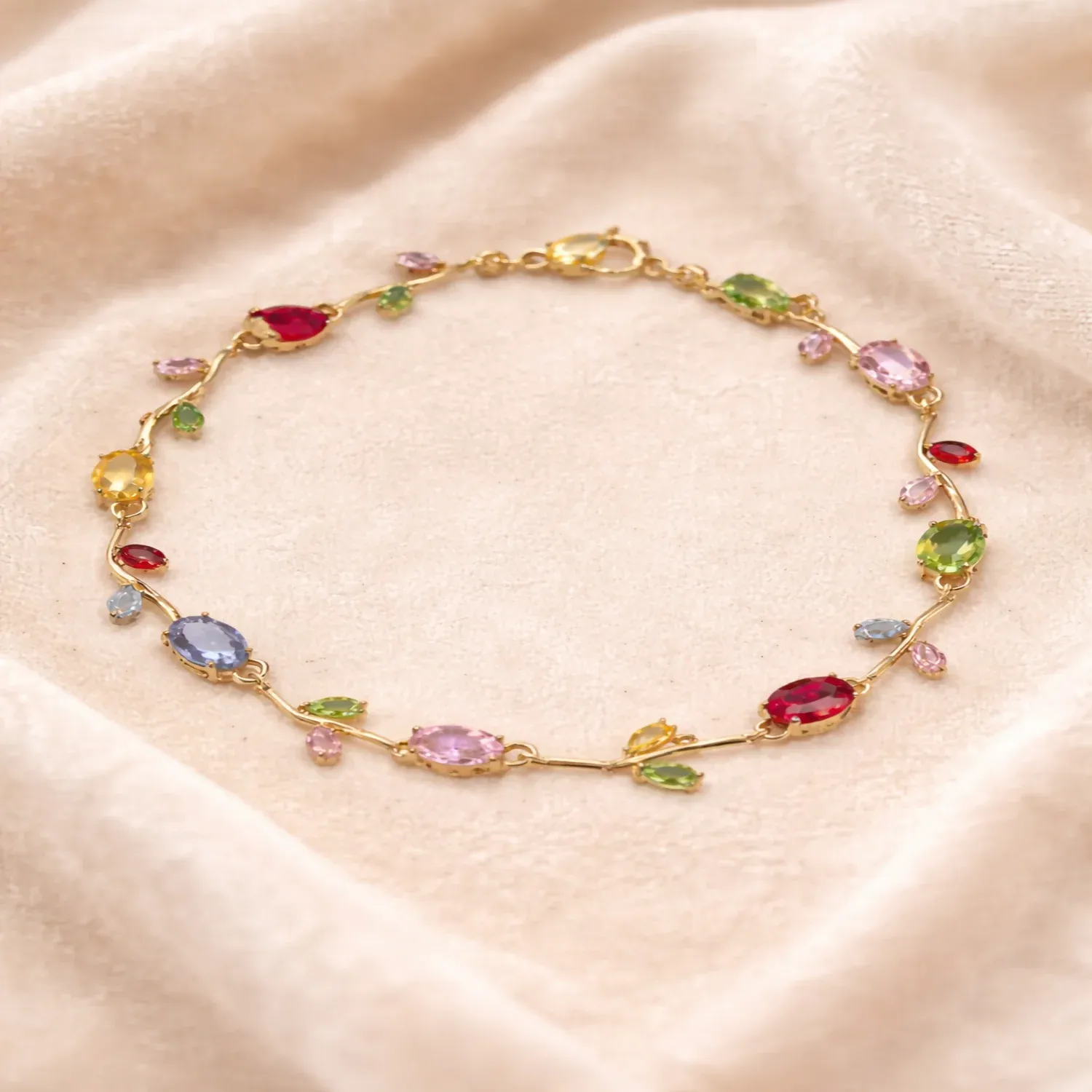 Gold-Plated Tulip Crystal Lava Stone Bracelet for Women & Girls - Detailed Feature View 2