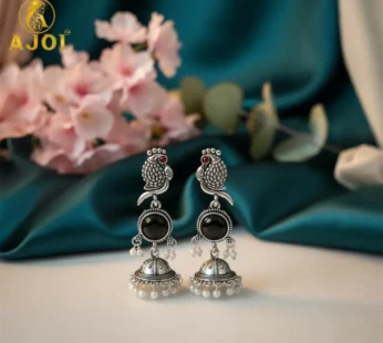 Moonlit Black Stone Peacock Earrings – Oxidized Silver Finish