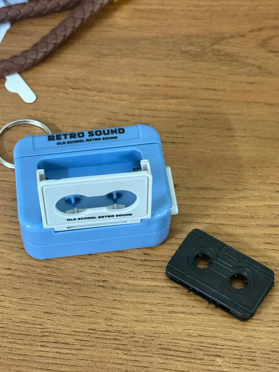 Retro Cassette Tape Keychain with Click Sound Toy - Detailed Feature View 4