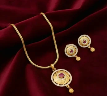 Elegant Gold-Plated Pendant and Earrings Set