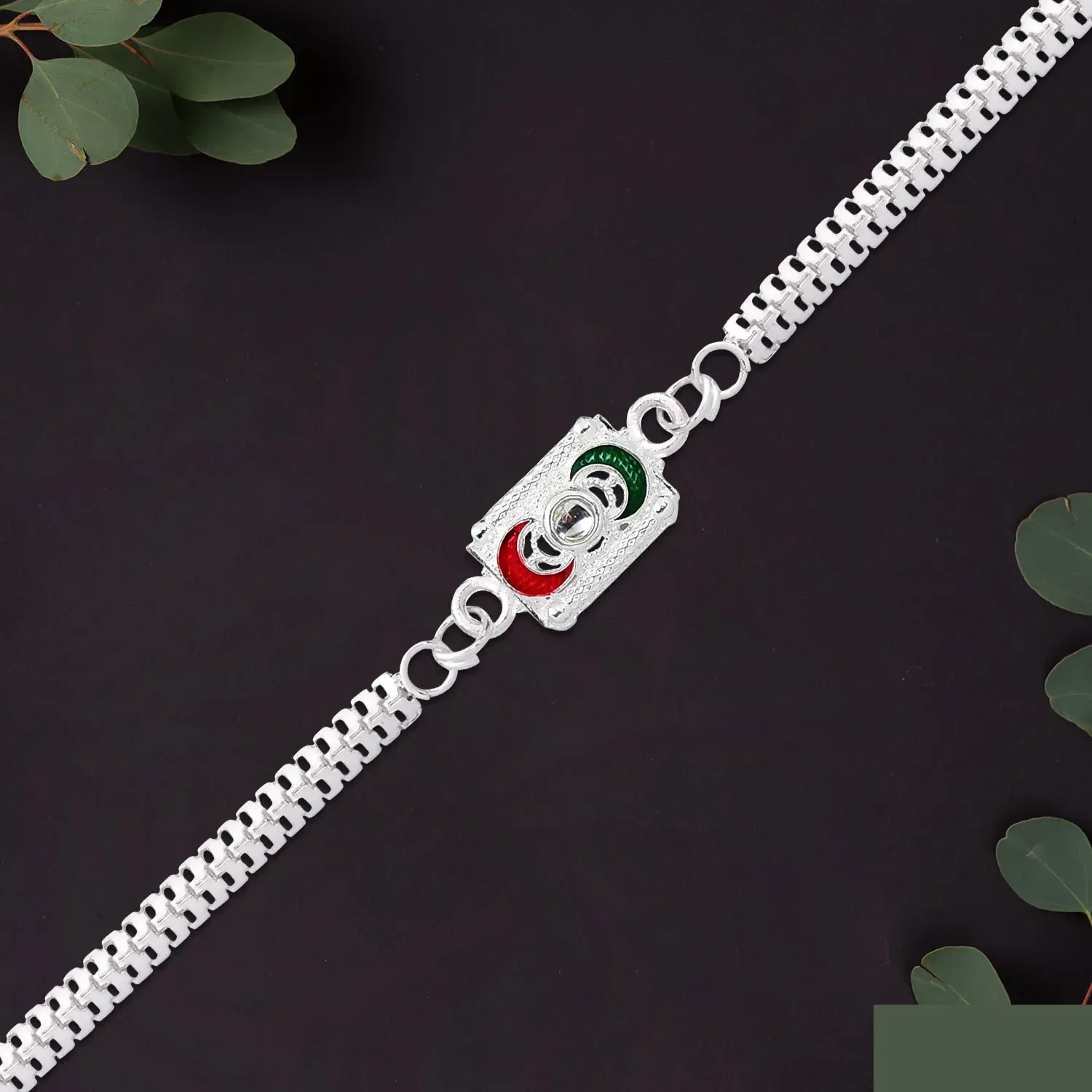 Trendy Geometric Rakhi with Linked Ring Design and Polished Chain - Detailed Feature View 1