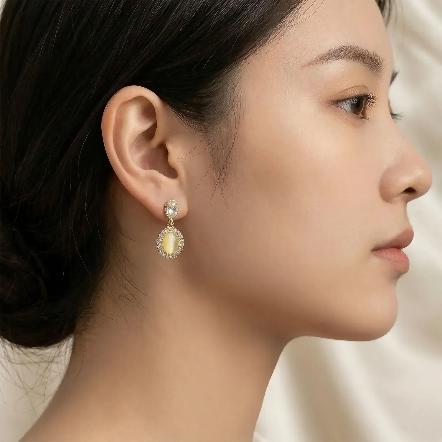 Elegant Oval Crystal Drop Earrings for Women & Girls - Detailed Feature View 2