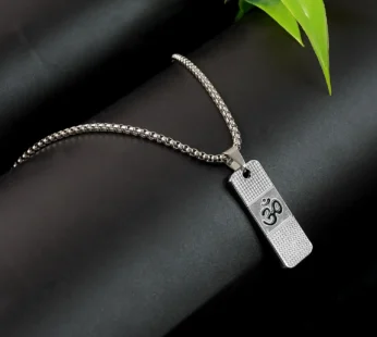 OM Symbol Dotted Locket Pendant – Silver Plated Spiritual Chain