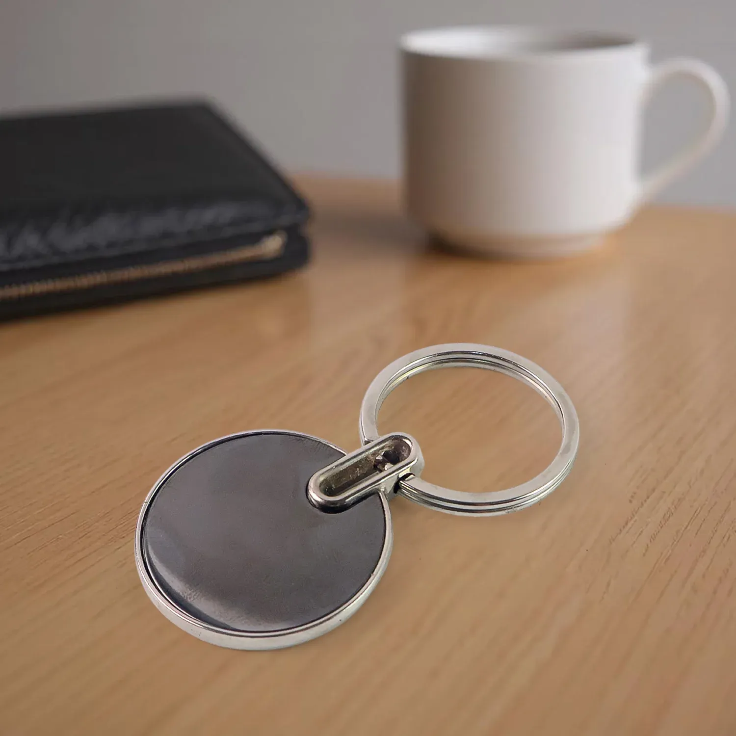 Black Round Metal Keychain – Durable Minimalist Key Organizer - Detailed Feature View 6