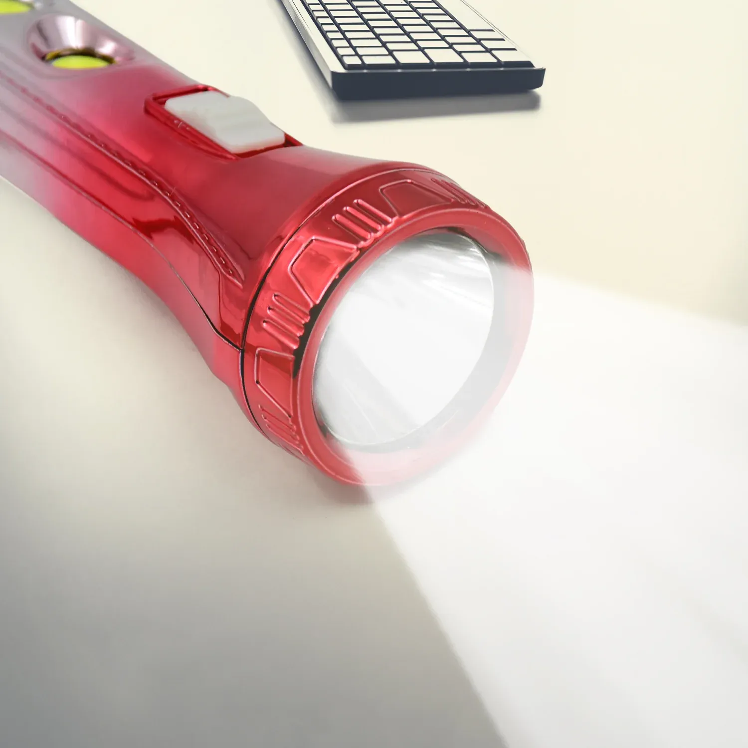 LED Torchlight – USB Rechargeable & Multi-functional - Detailed Feature View 8