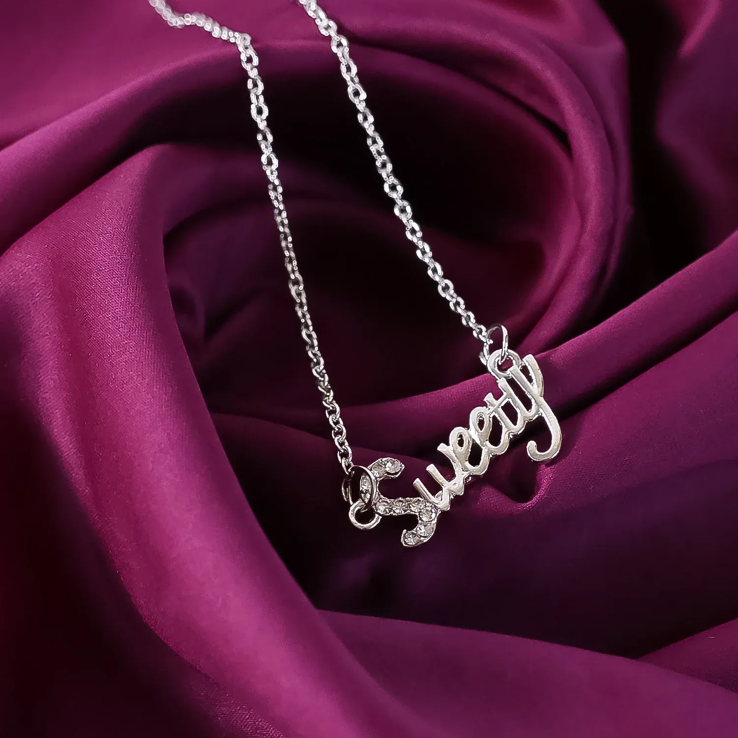 Sweety Pendant Necklace – Lightweight Stainless Steel Jewelry - Detailed Feature View 3