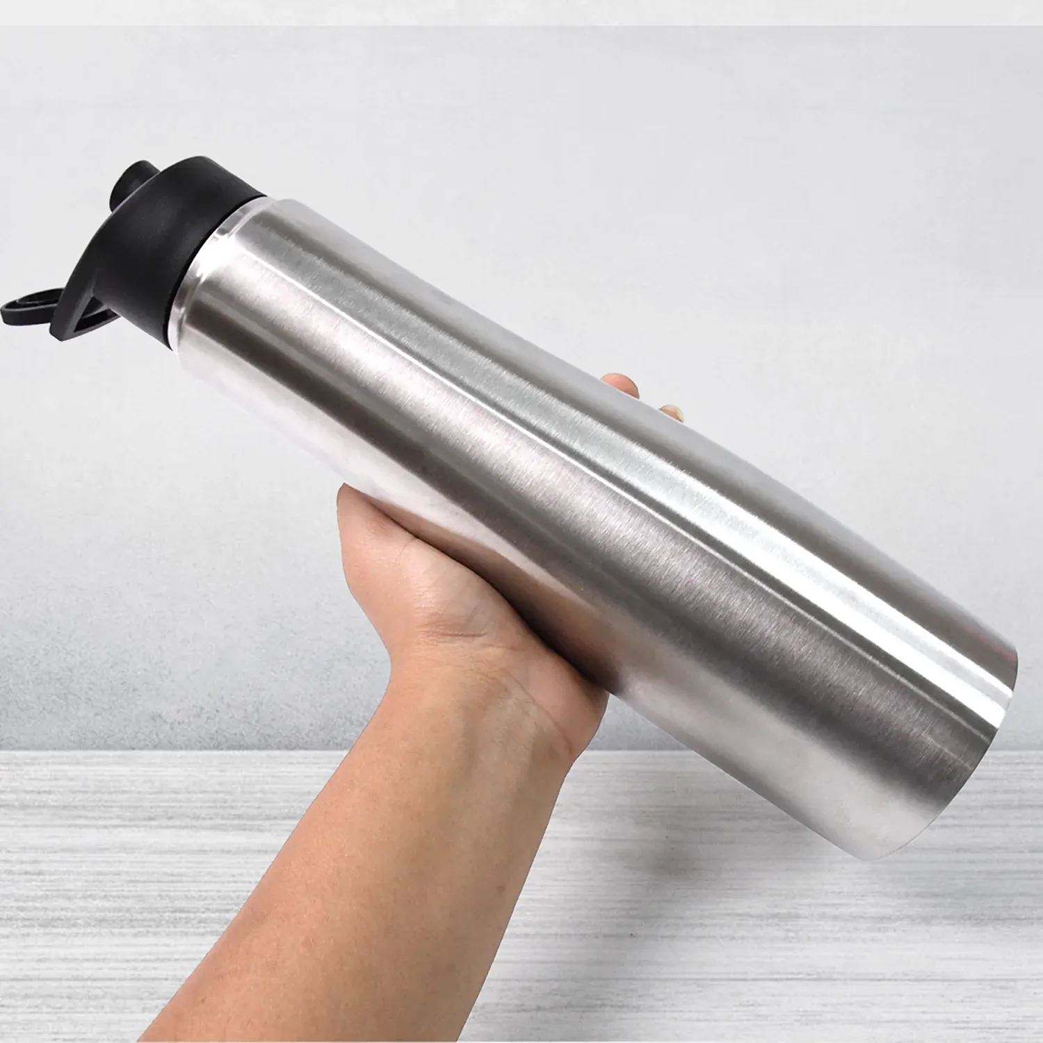 Stainless Steel Water Bottle – 1000ML Double Wall Vacuum Insulated - Detailed Feature View 5