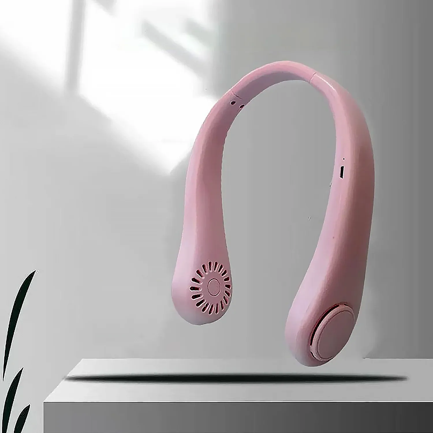 Bladeless Neck Fan – USB Rechargeable & Hands-Free - Detailed Feature View 5