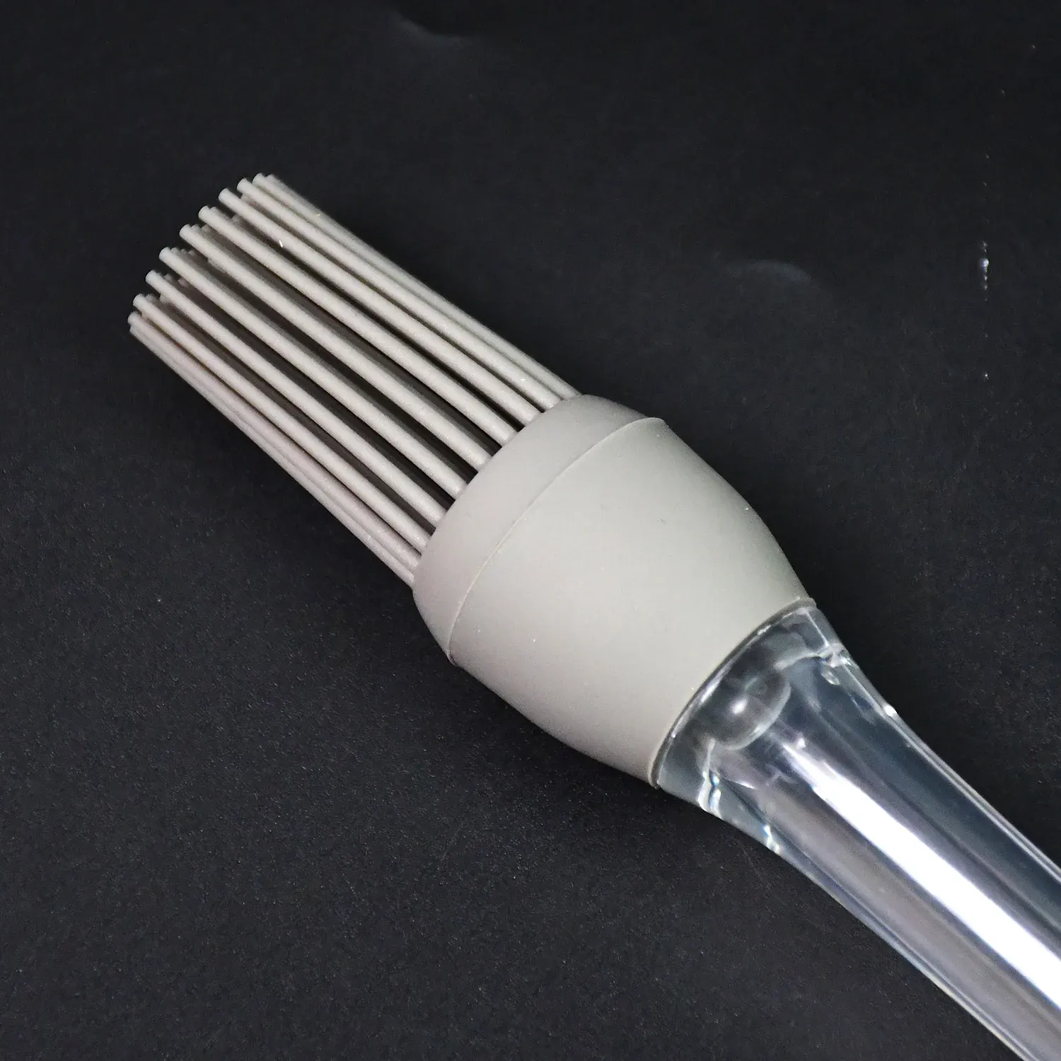 Silicone Oil Brush – Easy Dispensing for Grilling & Baking - Detailed Feature View 5