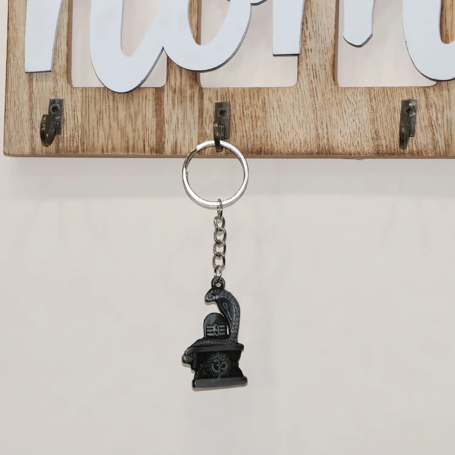 Shivling Keychain – Elegant Silver Metal Design with Snake Motif - Detailed Feature View 3