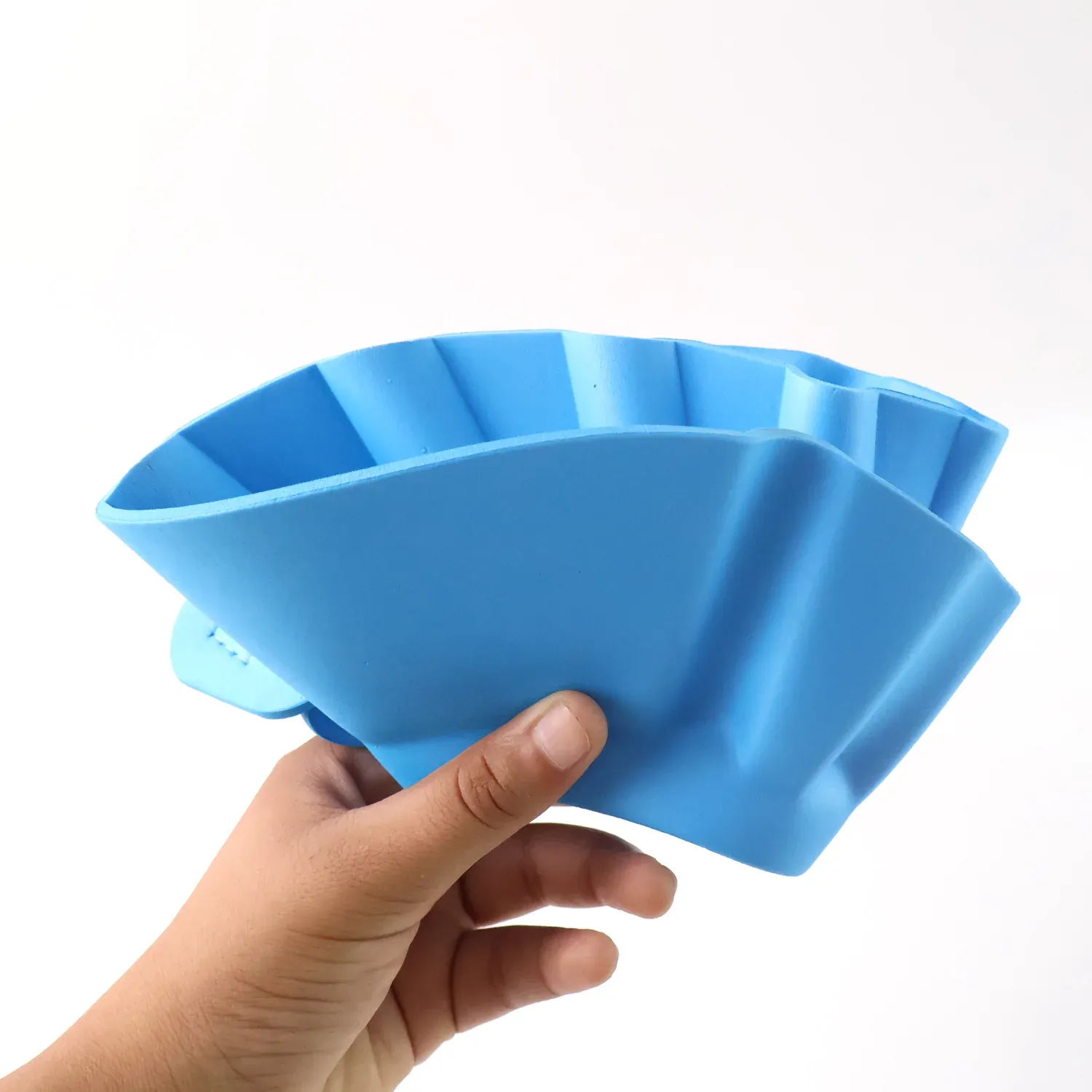 Adjustable Baby Shower Hat – Soft, Splash-Proof Protection - Detailed Feature View 6