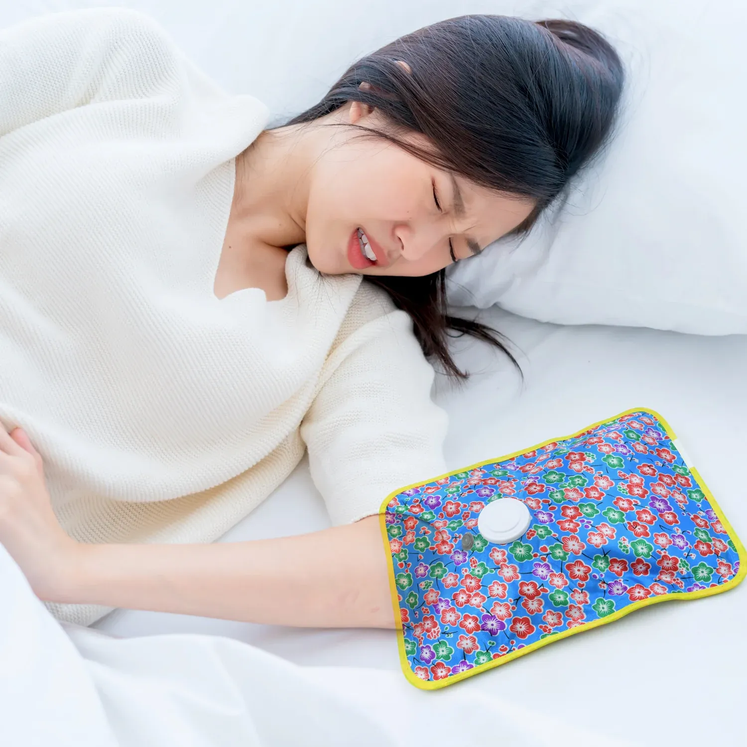 Electric Hot Water Bag – Pain Relief & Warmth | Velvet Wellness - Detailed Feature View 2
