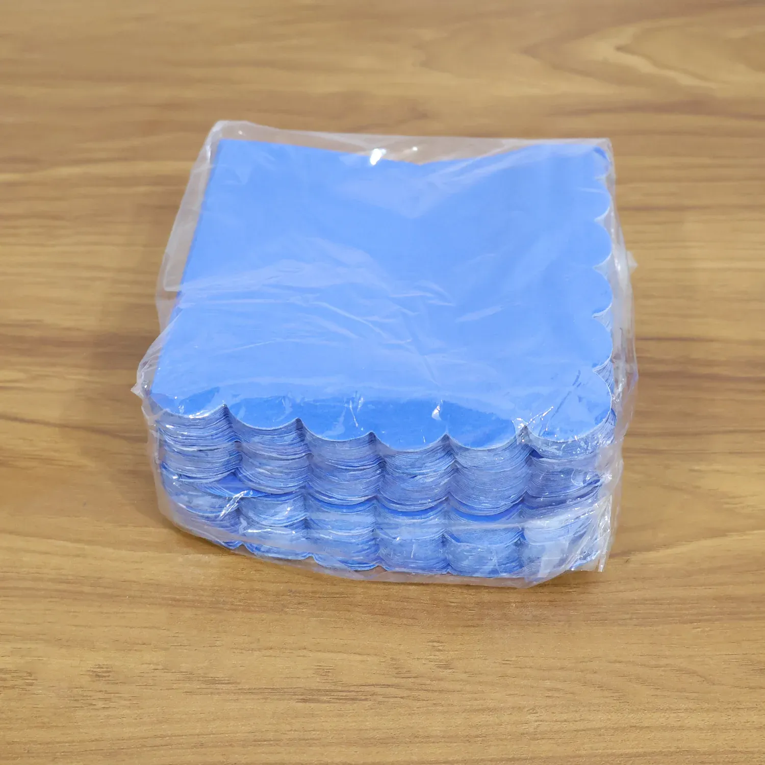 Royal Scalloped Paper Napkins – Soft 120 Pc Disposable Set - Detailed Feature View 7