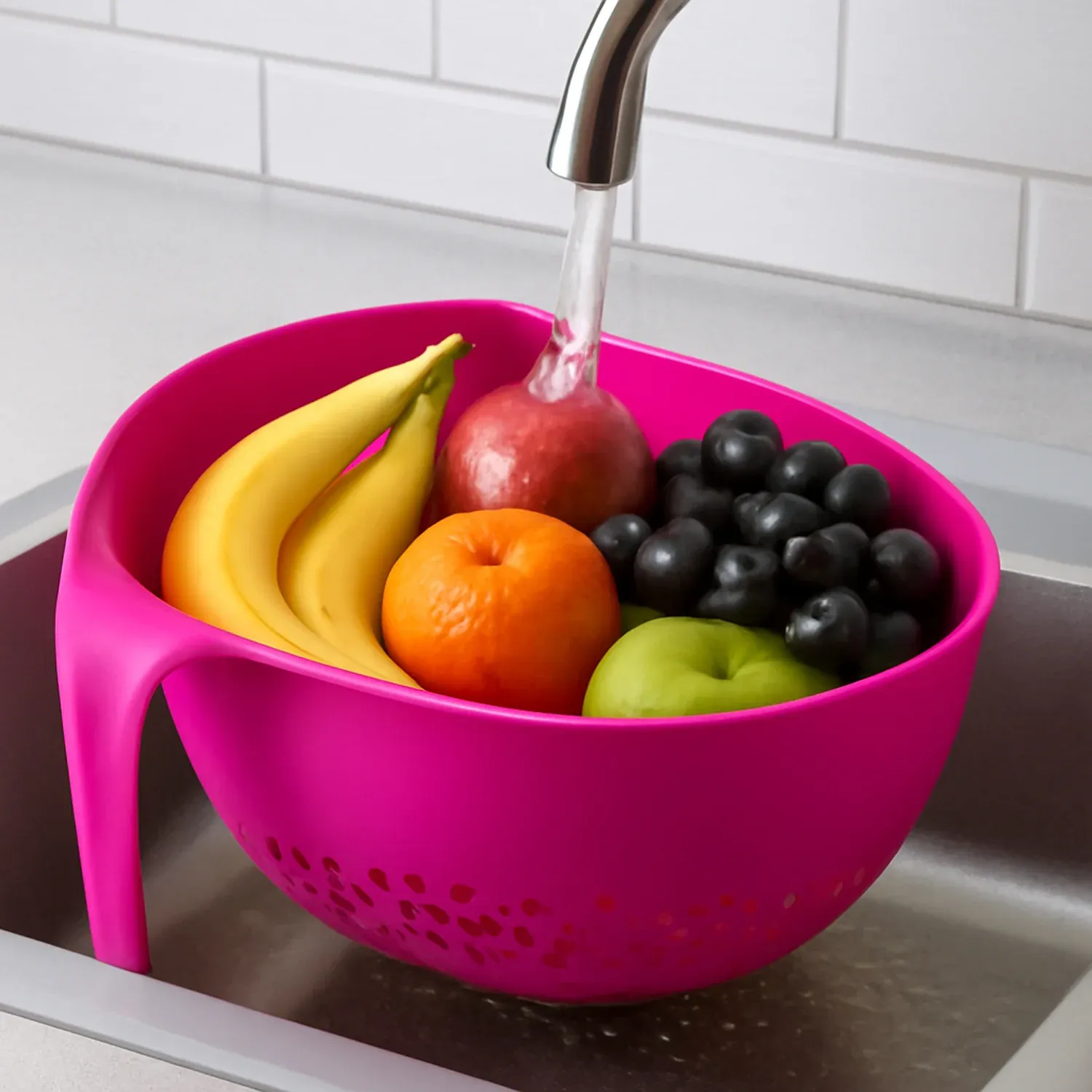 Triangular Kitchen Colander – Ergonomic Handle & Quick Drainage - Detailed Feature View 3