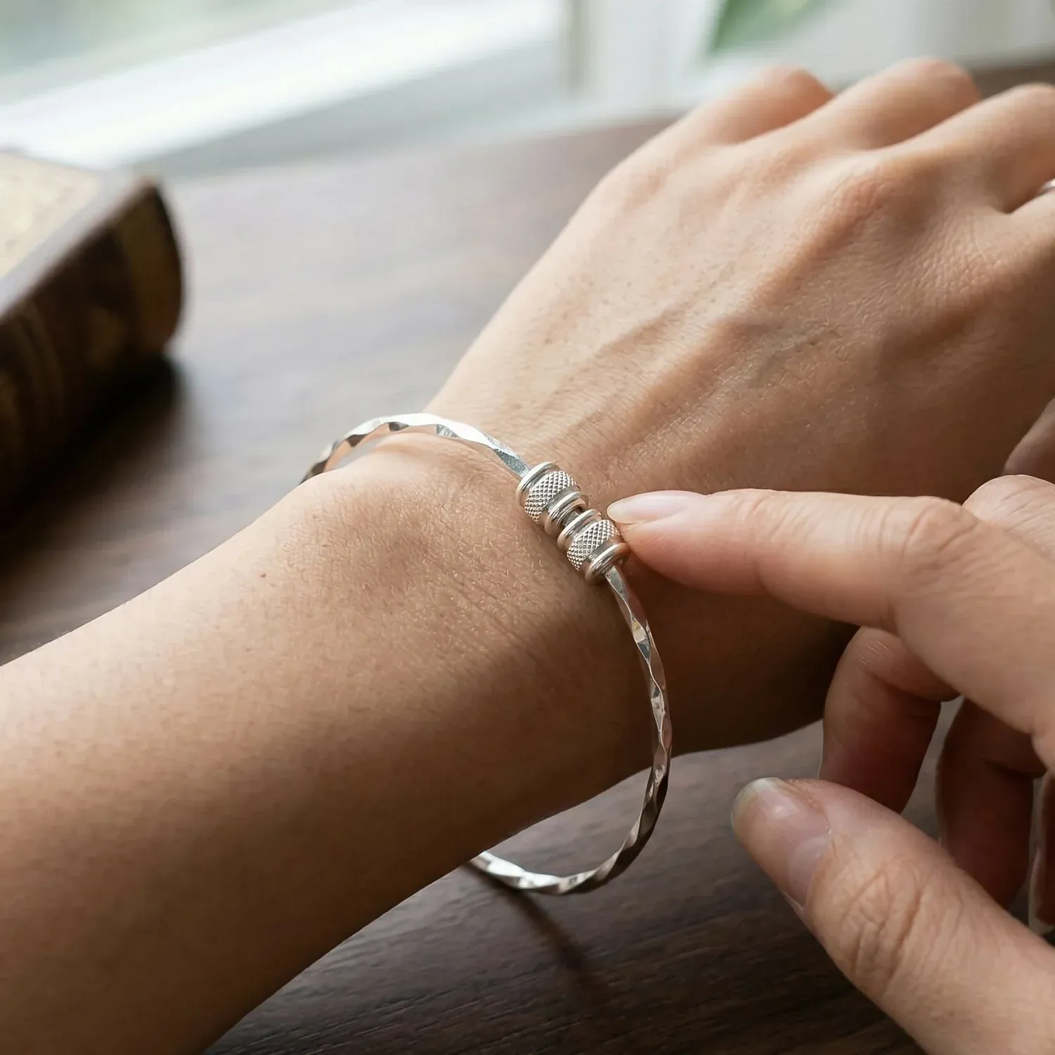 Kada Bracelet for Women – Elegant Rose Gold Finish & Sparkling Stones - Detailed Feature View 1
