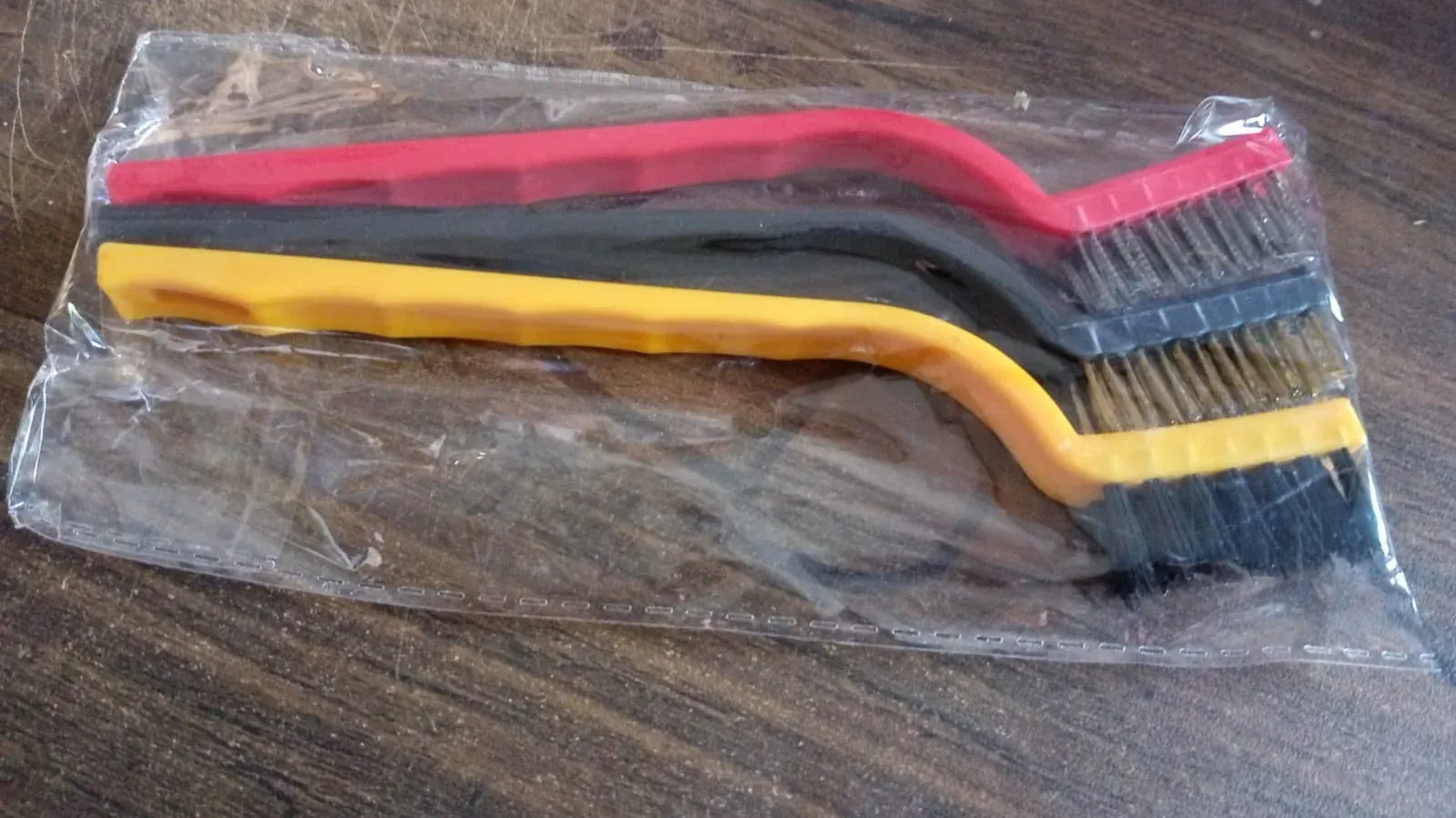 Mini Wire Brush Set – Multi-Material Cleaning | Velvet Wipe - Detailed Feature View 7