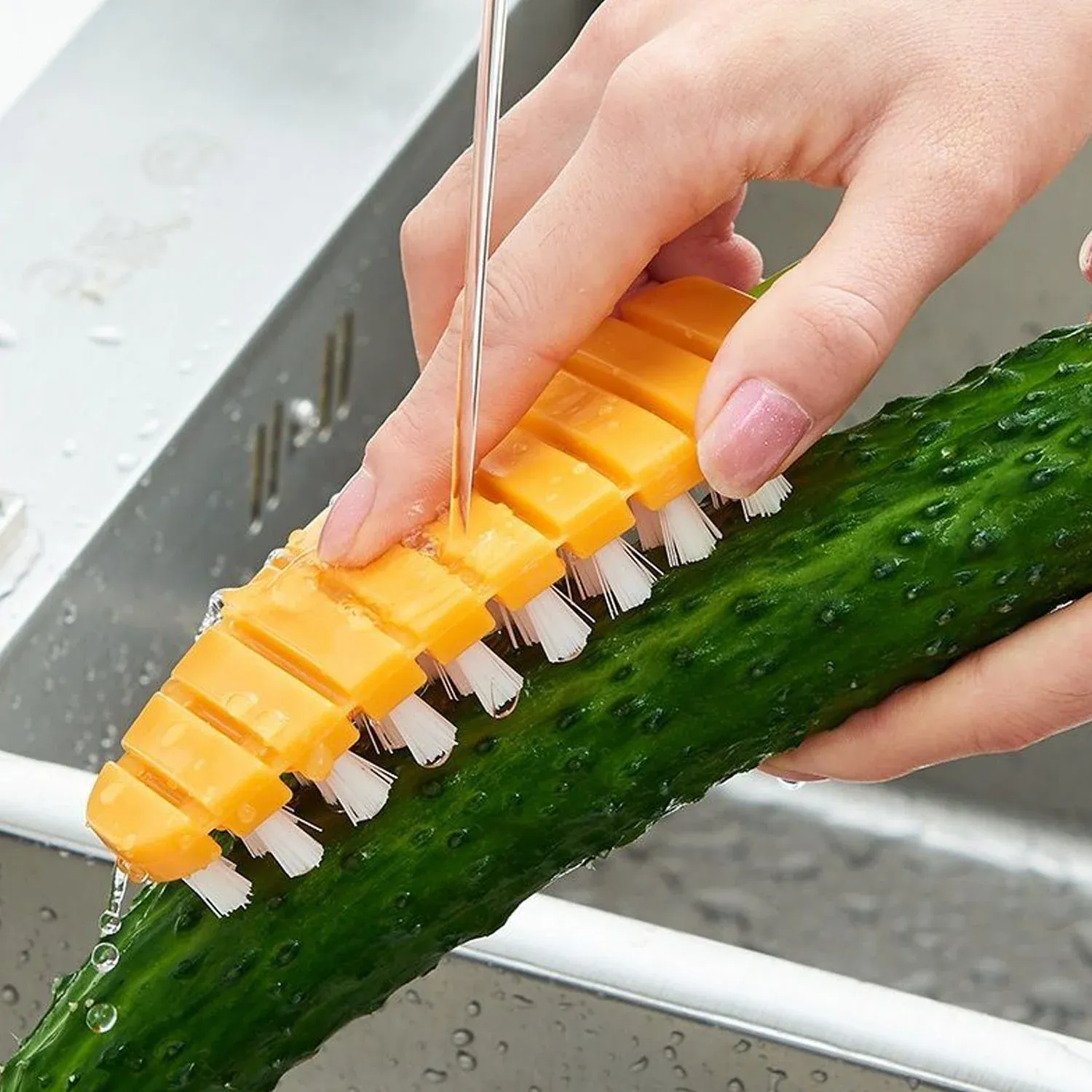 Premium Vegetable Scrubbing Brush – Non-Toxic Carrot Design | Claranza - Buy Online at Alikart