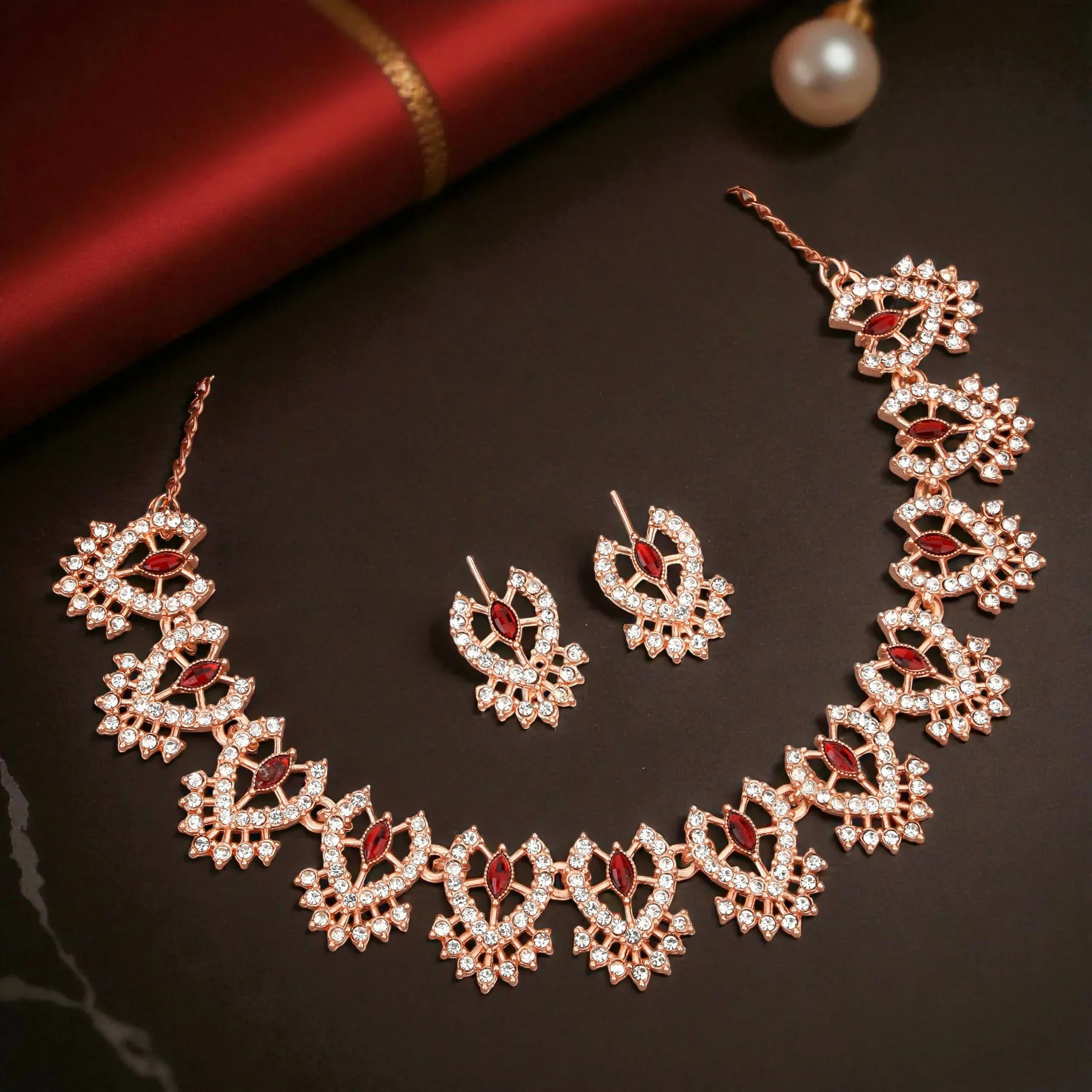 Gold-Tone Black Stone Choker with Pearl Drops – Elegant Evening Wear - Detailed Feature View 2