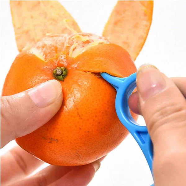 Snail Orange Peeler – Easy Ring Design for Mess-Free Citrus | Quickslice - Detailed Feature View 4