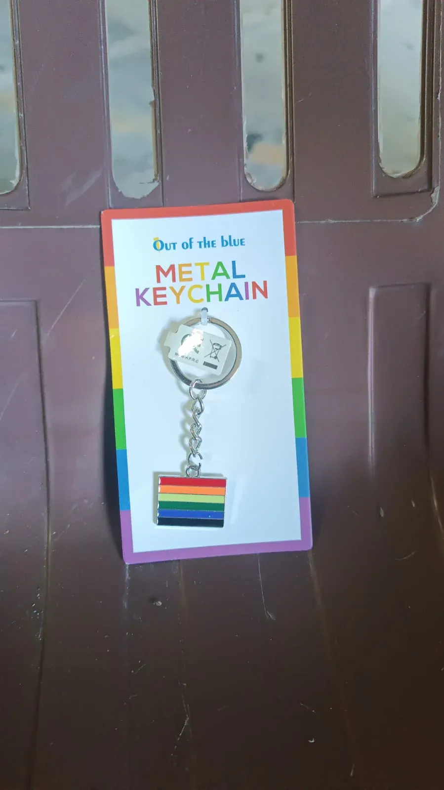 Rainbow Metal Keyring – Stylish & Durable Accessory - Detailed Feature View 7