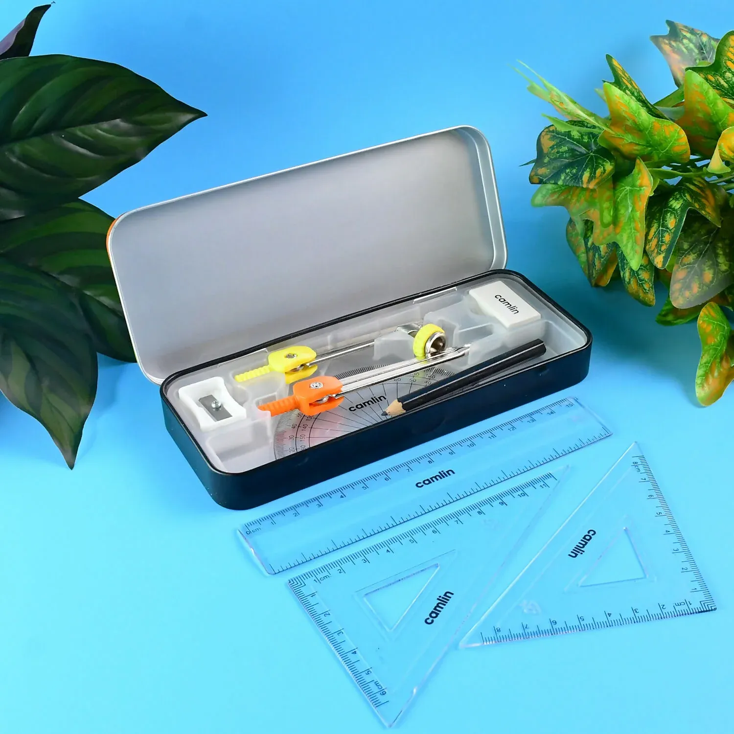 Mathematical Drawing Instruments Box – Complete Geometry Set - Detailed Feature View 3