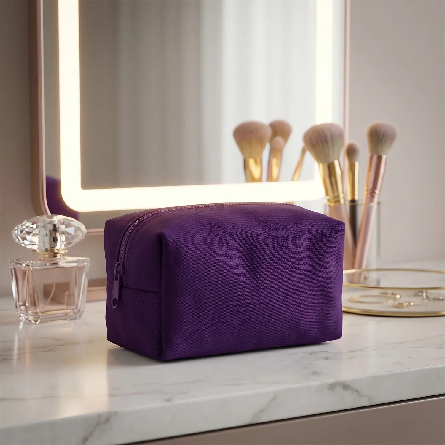 Travel Makeup Organizer Bag – Waterproof & Compact for On-the-Go - Detailed Feature View 7