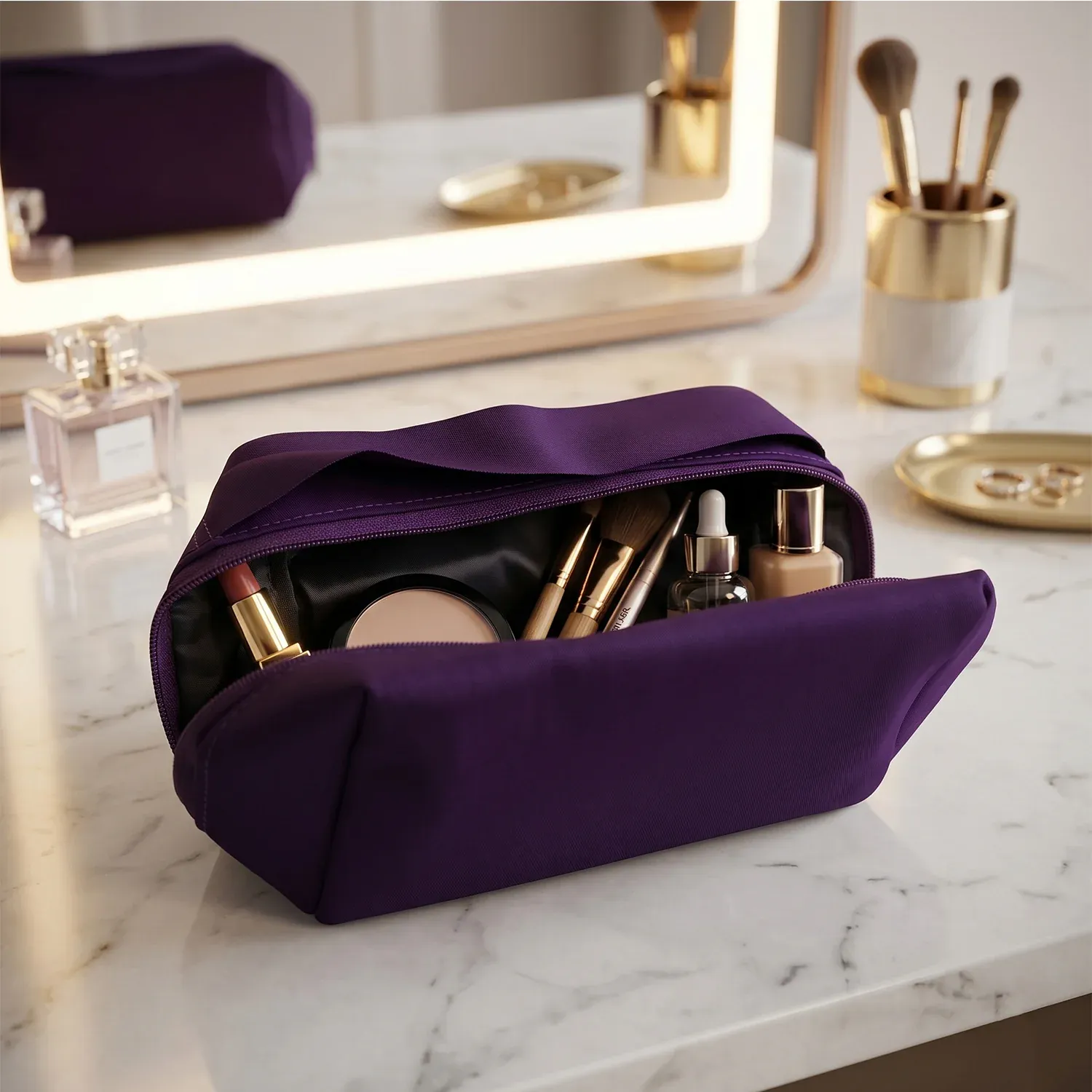 Travel Makeup Organizer Bag – Waterproof & Compact for On-the-Go - Detailed Feature View 2