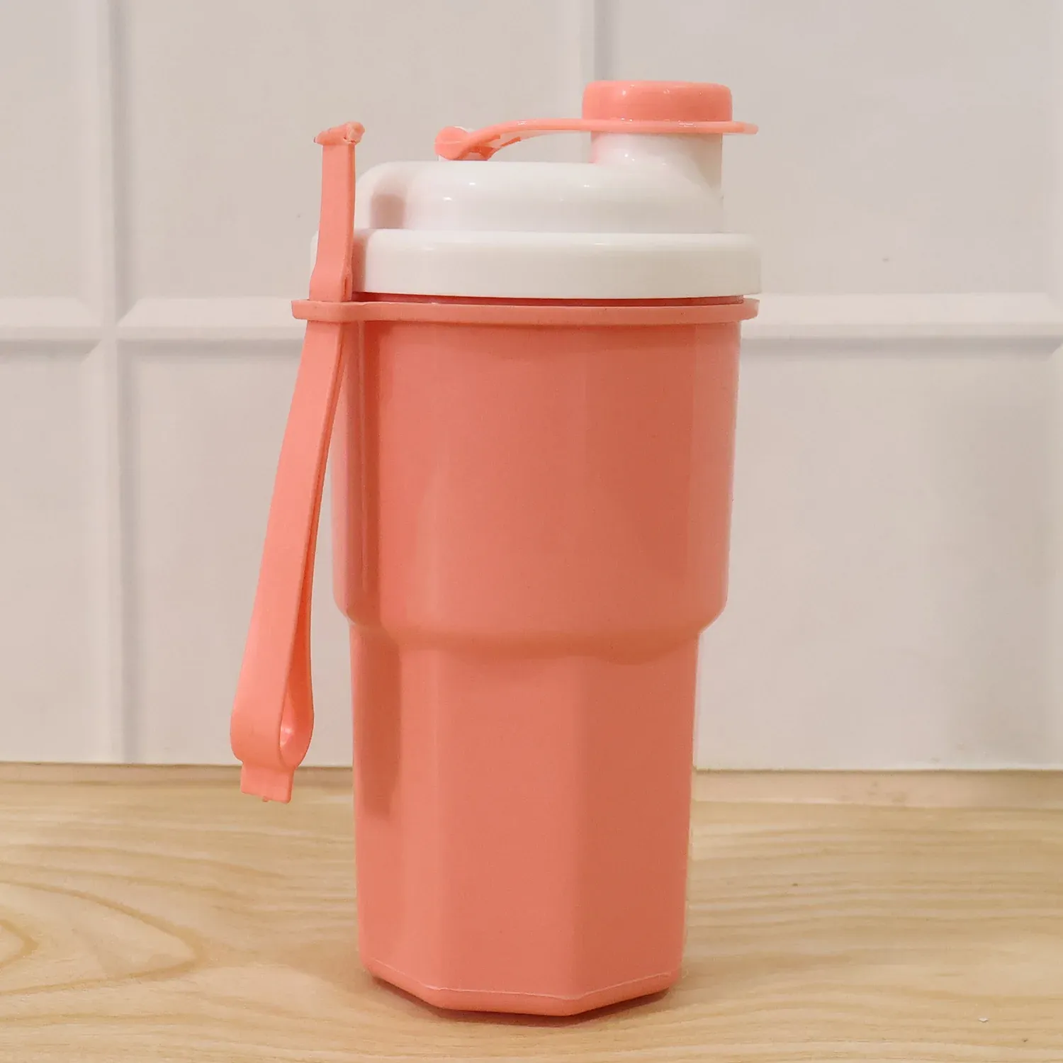Protein Tumbler – Leakproof Shake Bottle for Gym & Travel - Detailed Feature View 8