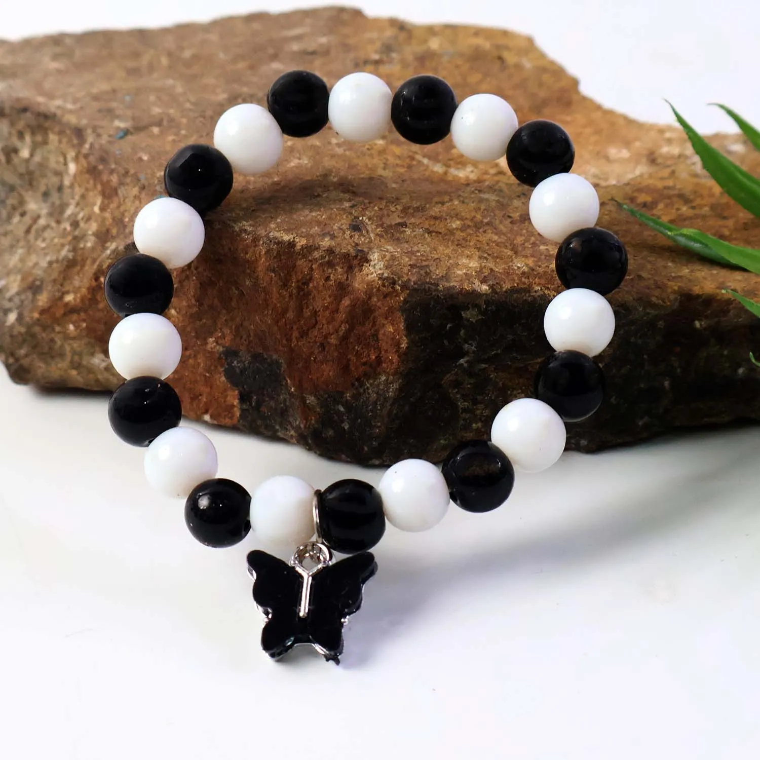 Black & White Beaded Bracelet with Cross Pendant – Elegant Style - Detailed Feature View 3