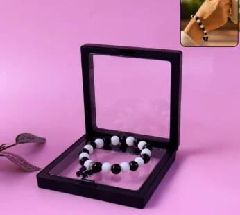 Black & White Beaded Bracelet with Cross Pendant – Elegant Style