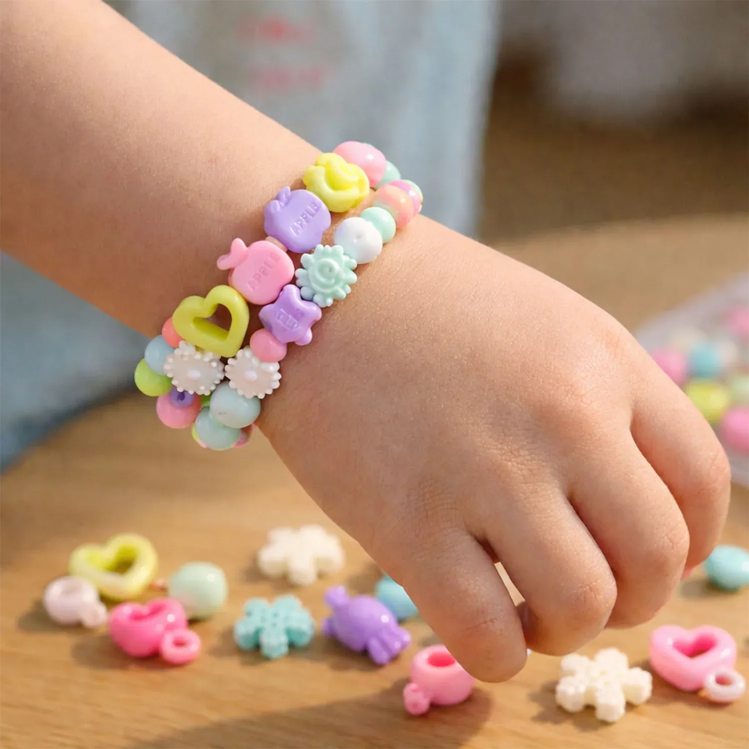 DIY Fashion Beading Jewellery Making Kit – Creative Craft Set for Kids - Detailed Feature View 3