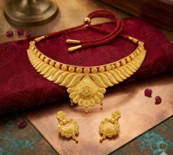 Gold Plated Necklace Set with Red Dori and Matching Earrings