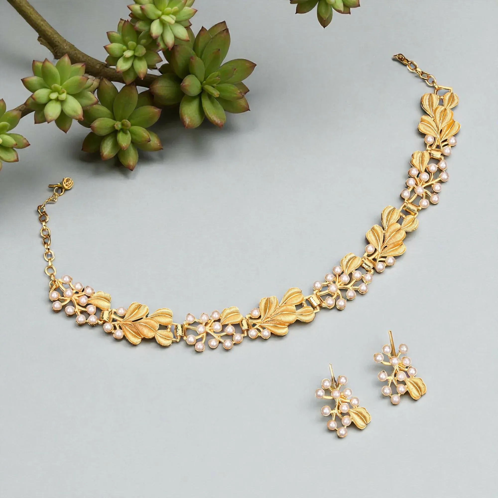 Gold-Tone Leaf Pearl Choker – Elegant Faux Pearl Necklace Set - Detailed Feature View 2