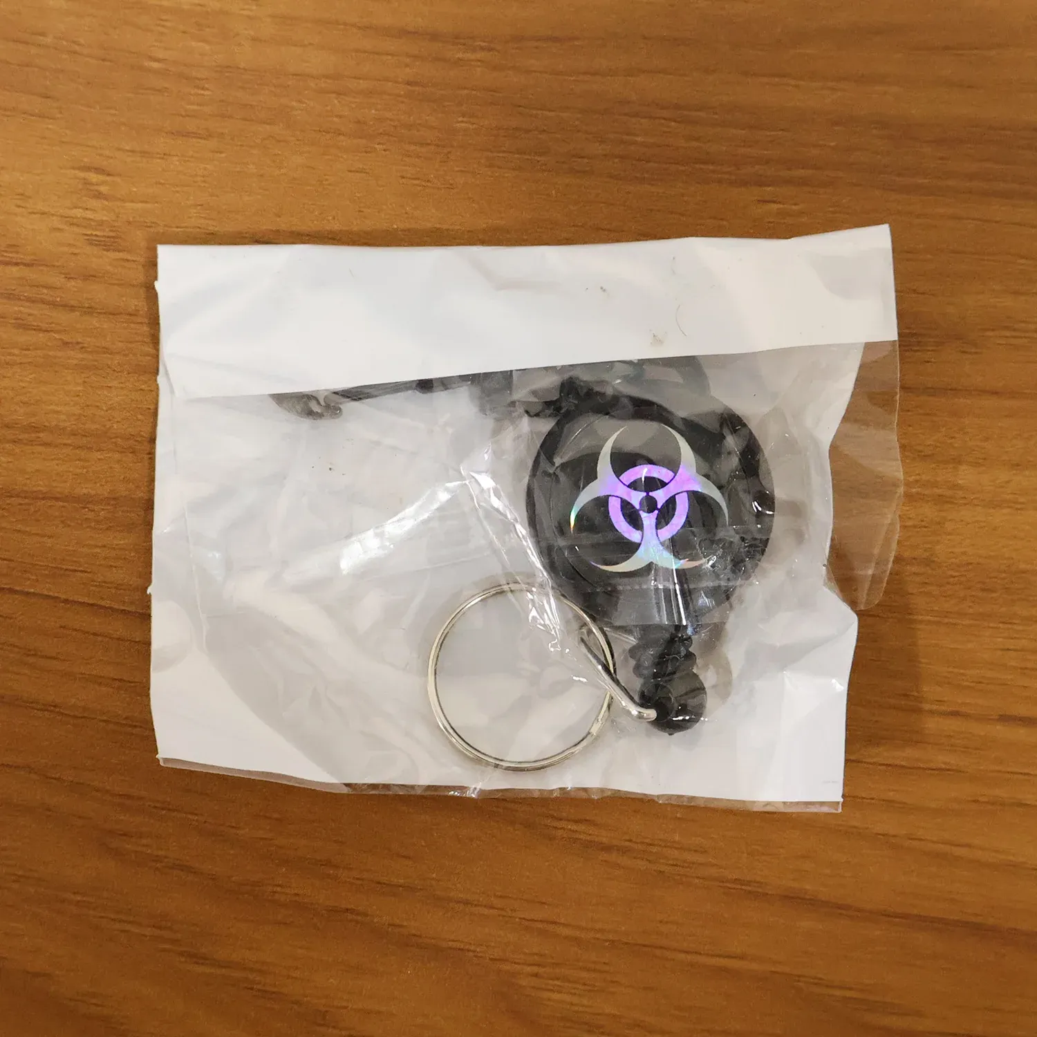 Retractable Keychain – Durable Anti-Lost with Clip | Velvet Wheels - Detailed Feature View 8