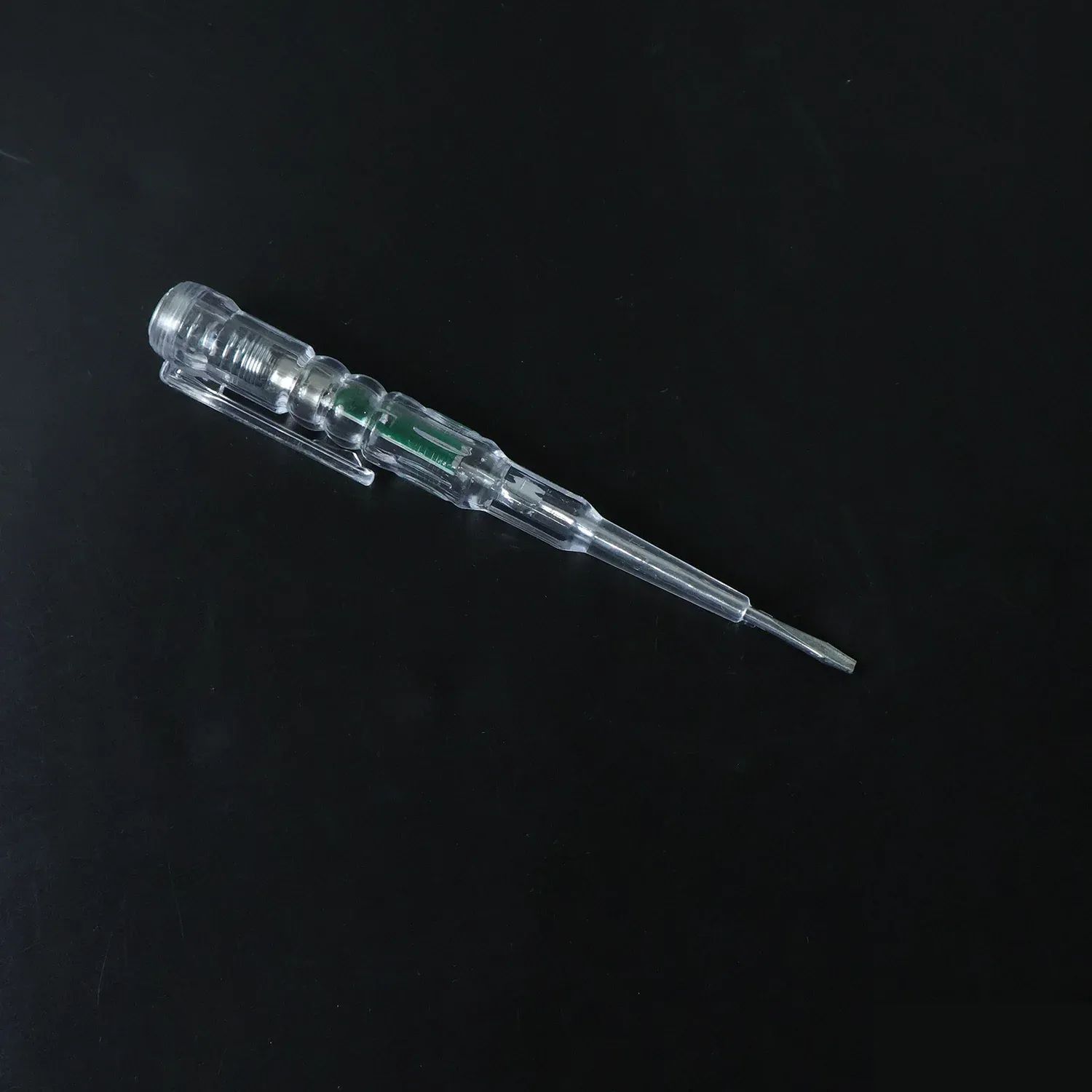 Digital Voltage Tester Pen – Rapid & Safe Electrical Detection - Detailed Feature View 7