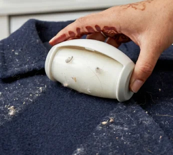 Reusable Lint Roller – Eco-Friendly & Portable for Clothes & Furniture